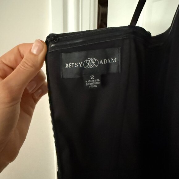 Elegant Black Strapless Deep V Tuxedo dress Size 2 - Picture 8 of 9